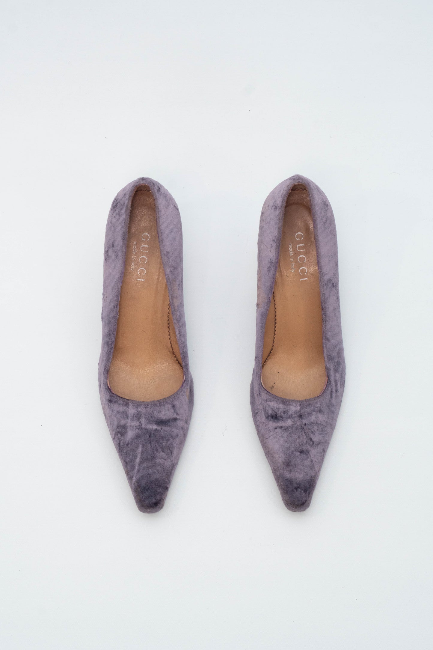 GUCCI PURPLE VELVET DECOLLETE