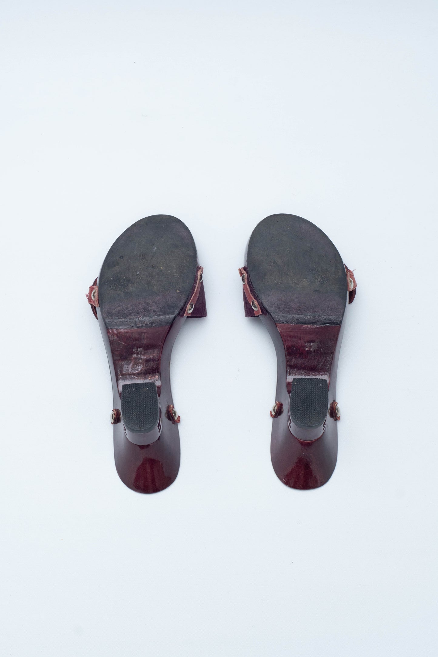 FENDI PURPLE CLOMPS