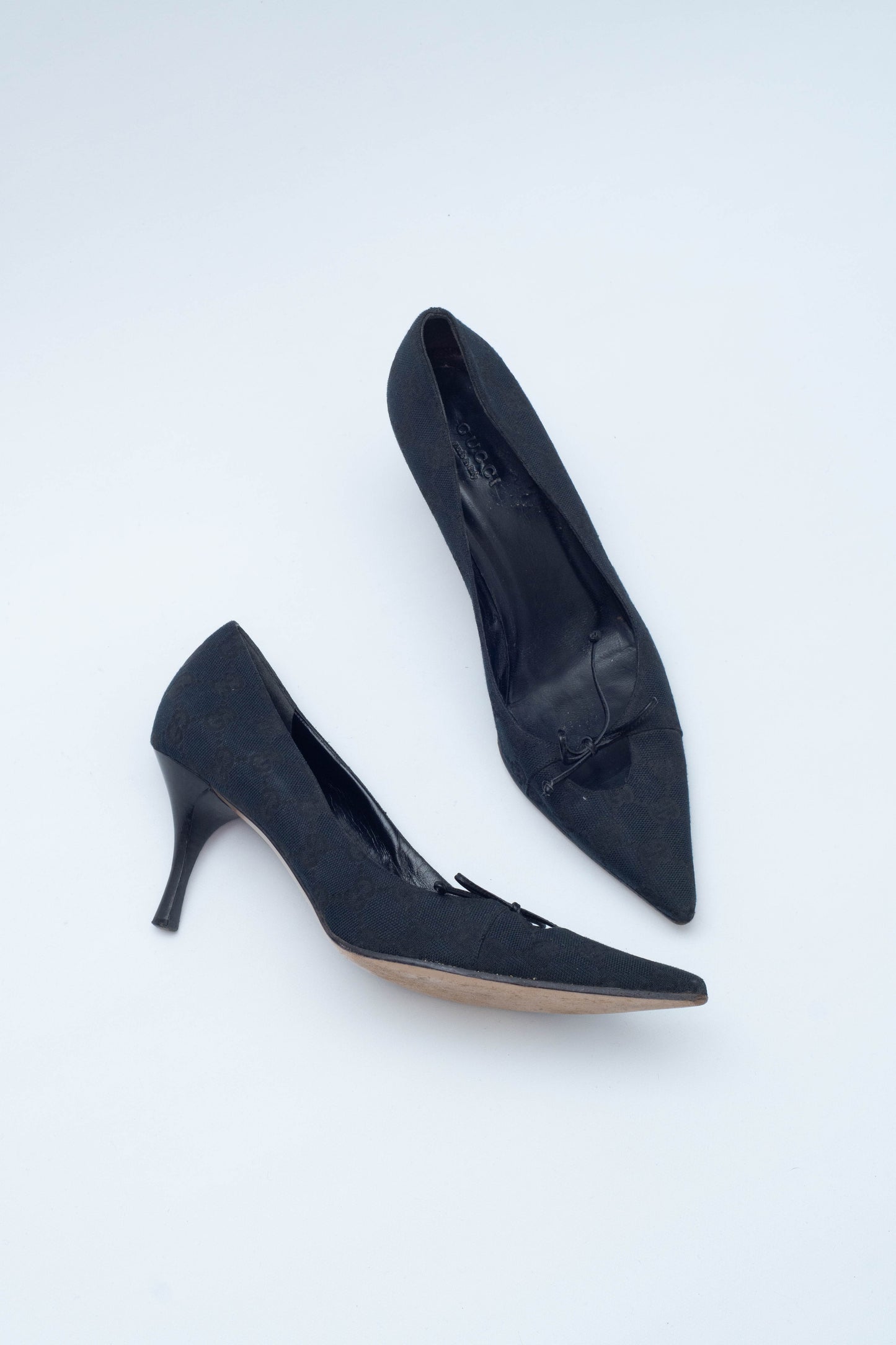 GUCCI BLACK MONOGRAM BOW HEELS