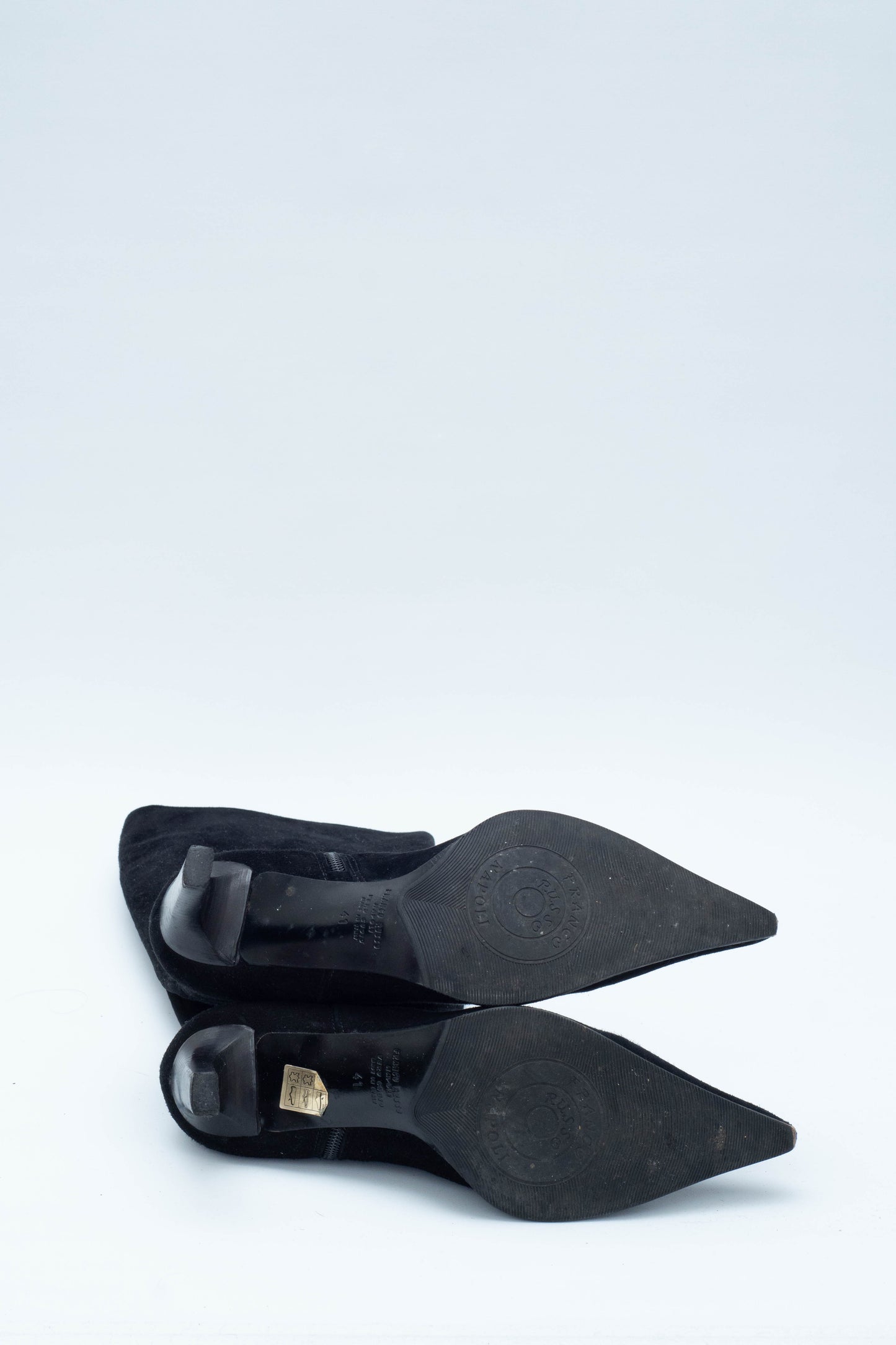 VINTAGE BLACK SUEDE BOOTS