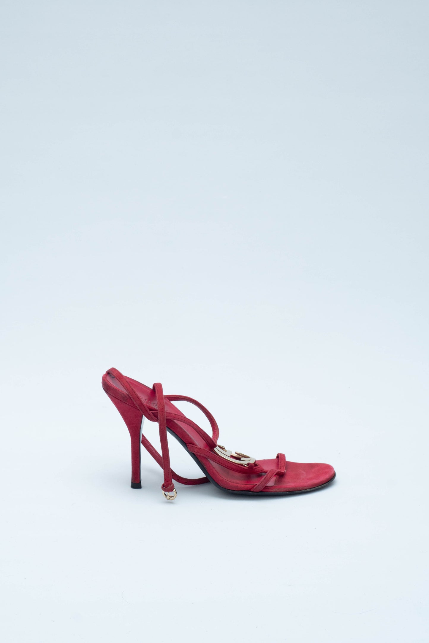 GUCCI RED SUEDE LOGO SANDALS