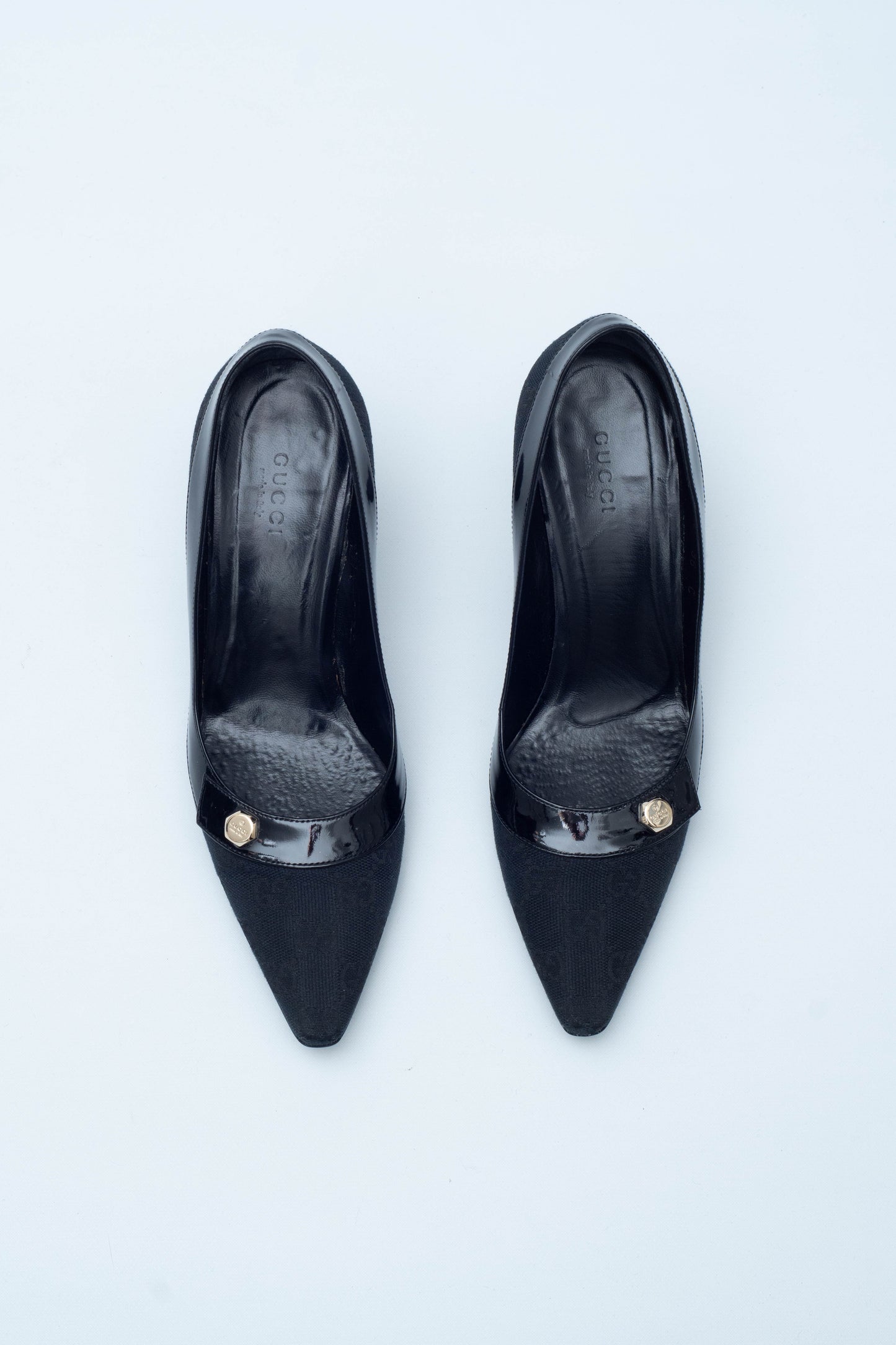 GUCCI BLACK MONOGRAM DECOLLETE