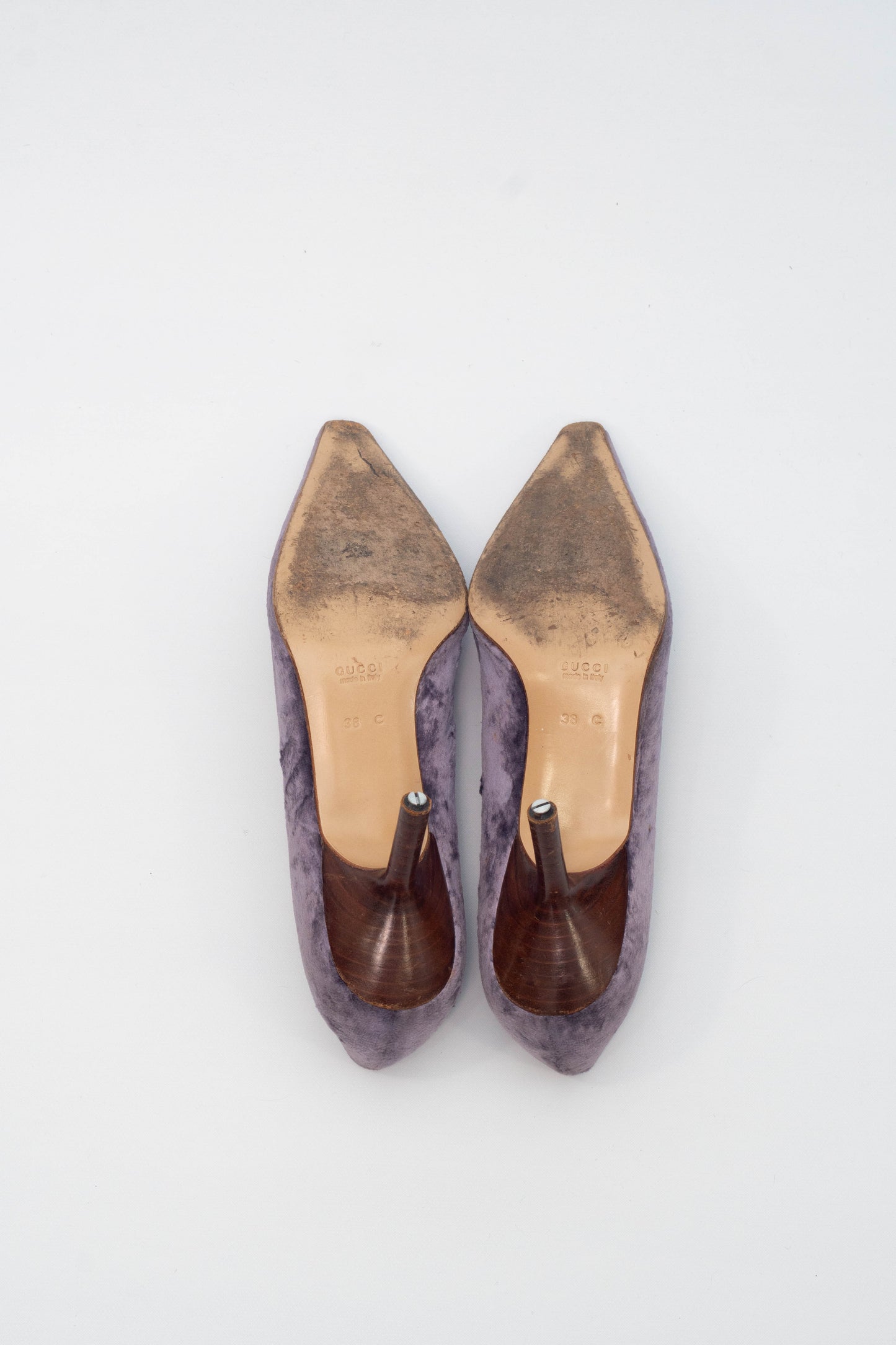 GUCCI PURPLE VELVET DECOLLETE
