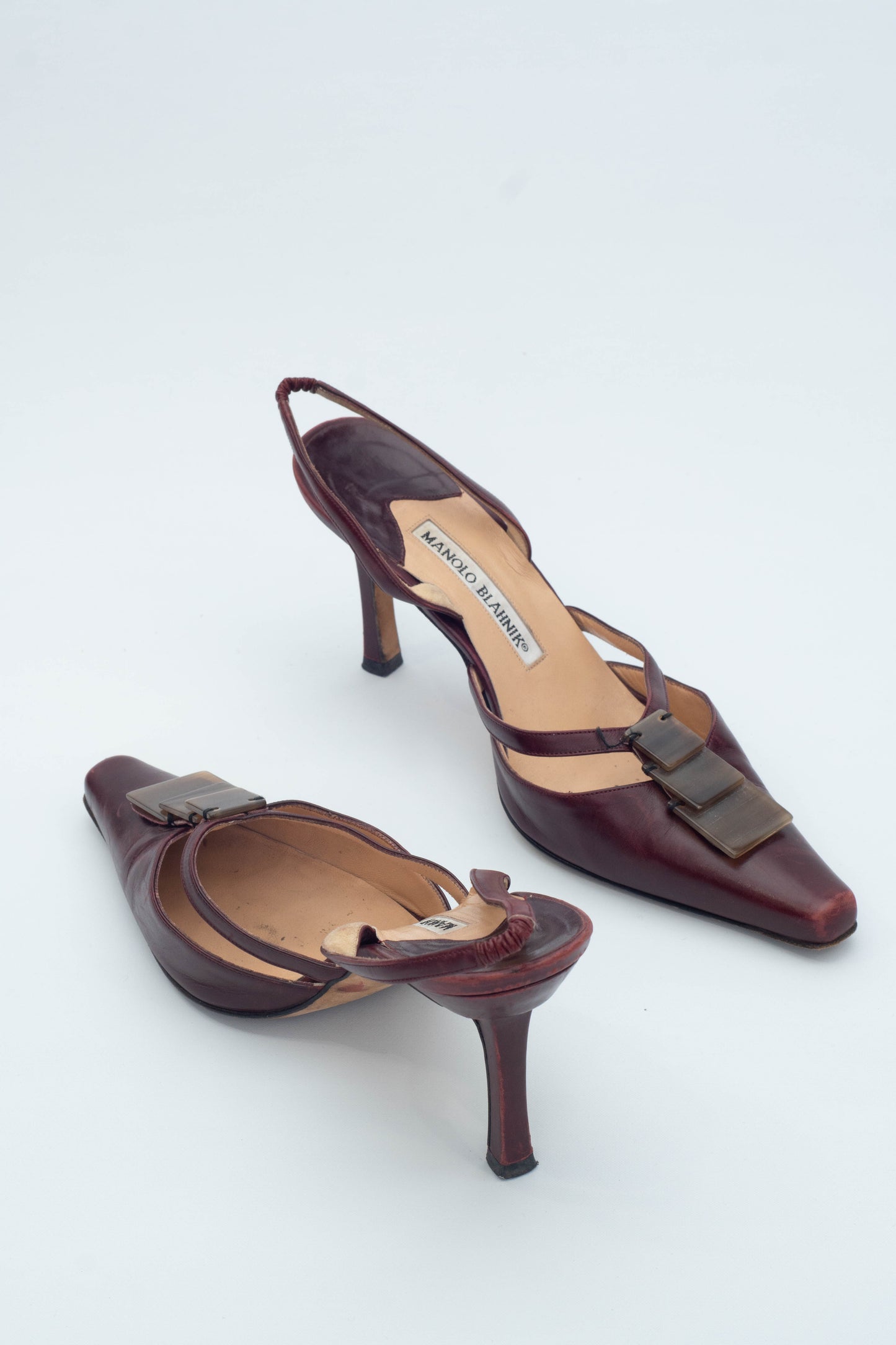 MANOLO BLAHNIK SLINGBACKS
