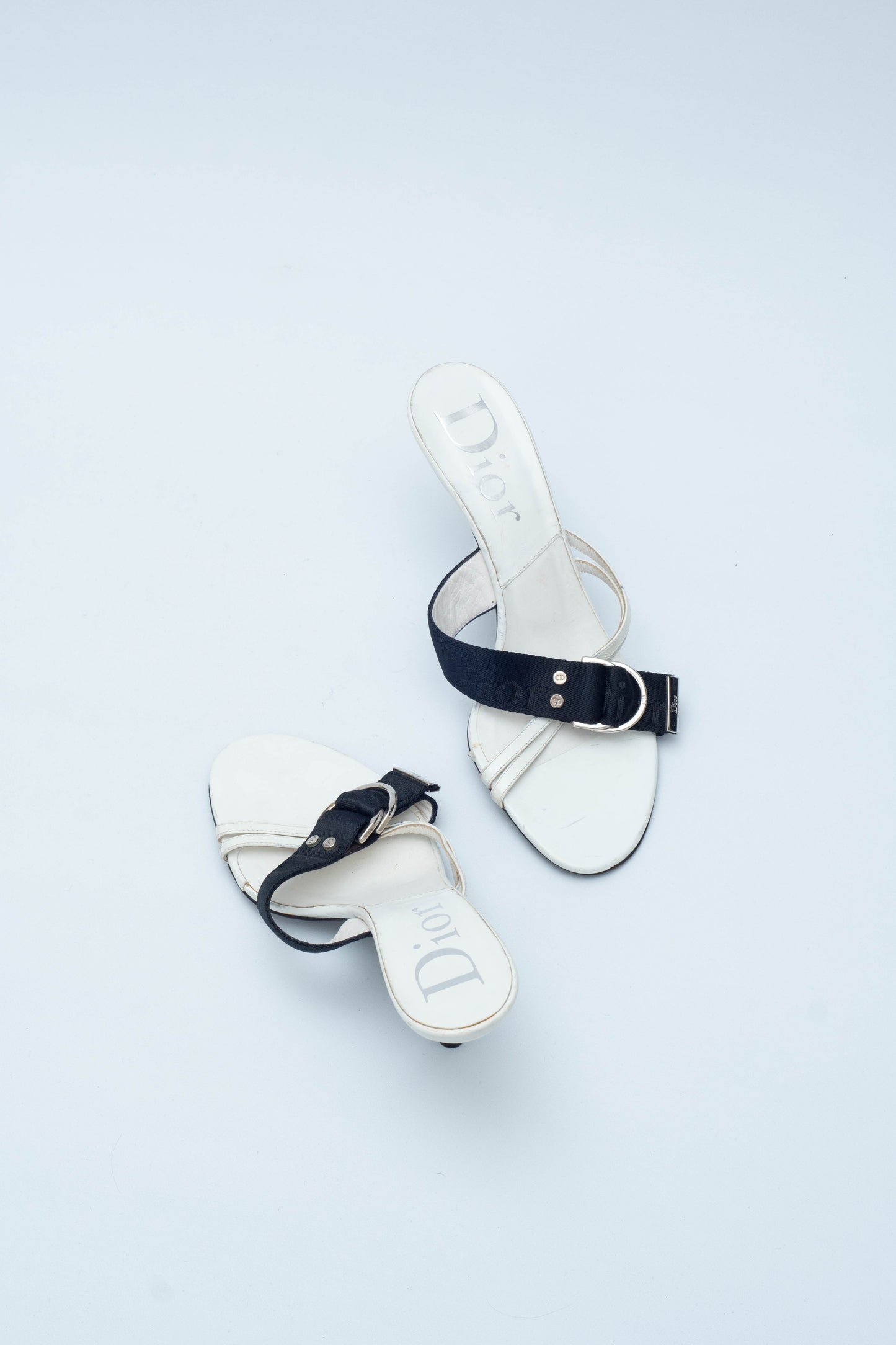 DIOR SS 2003 WHITE SANDALS