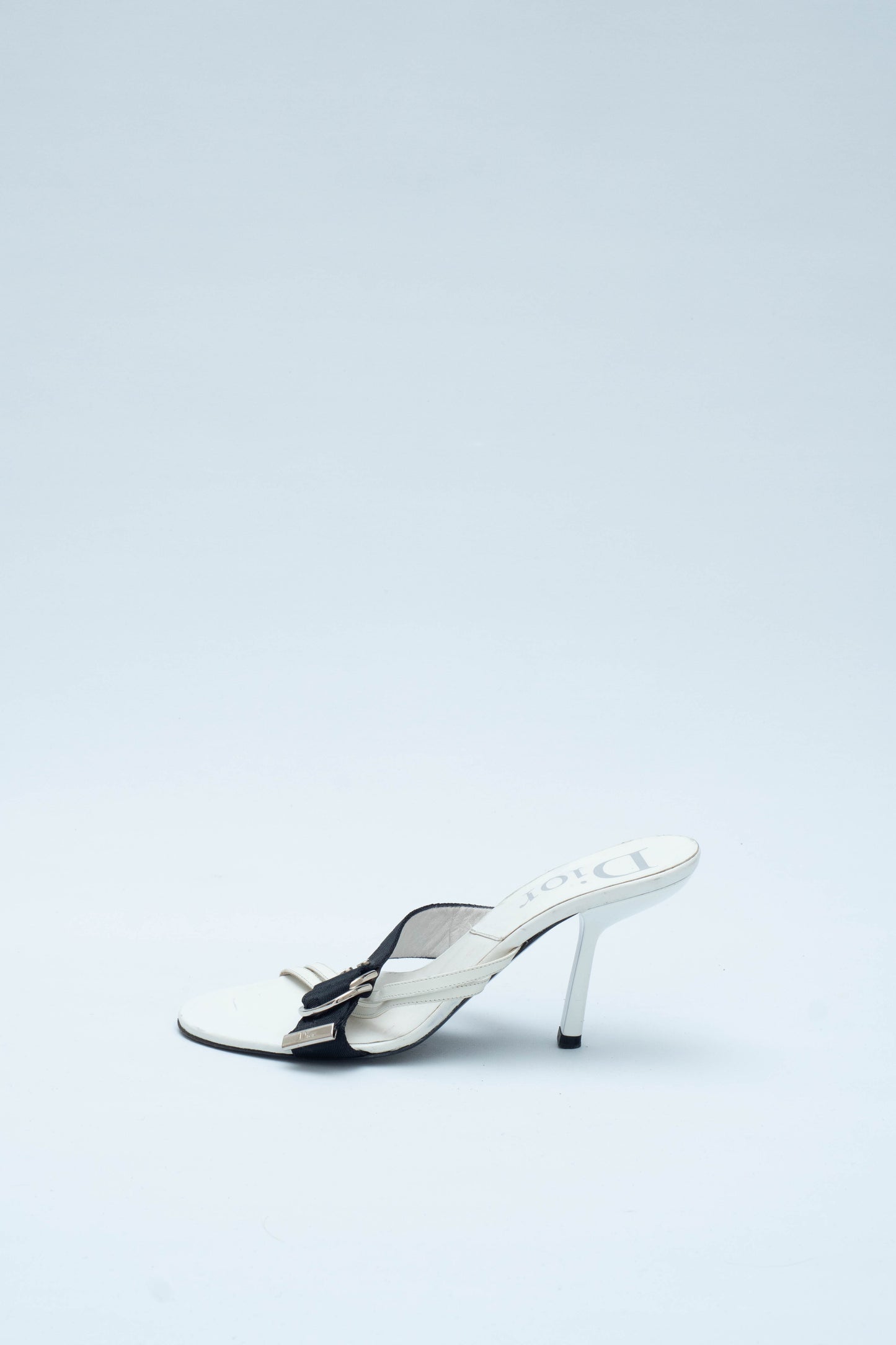 DIOR SS 2003 WHITE SANDALS