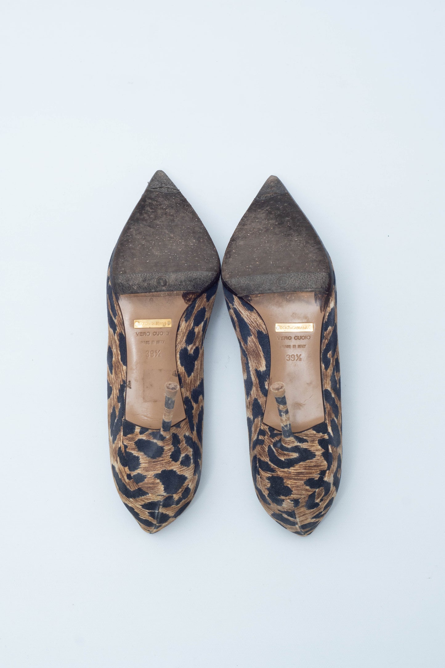 DOLCE & GABBANA LEO DECOLLETE
