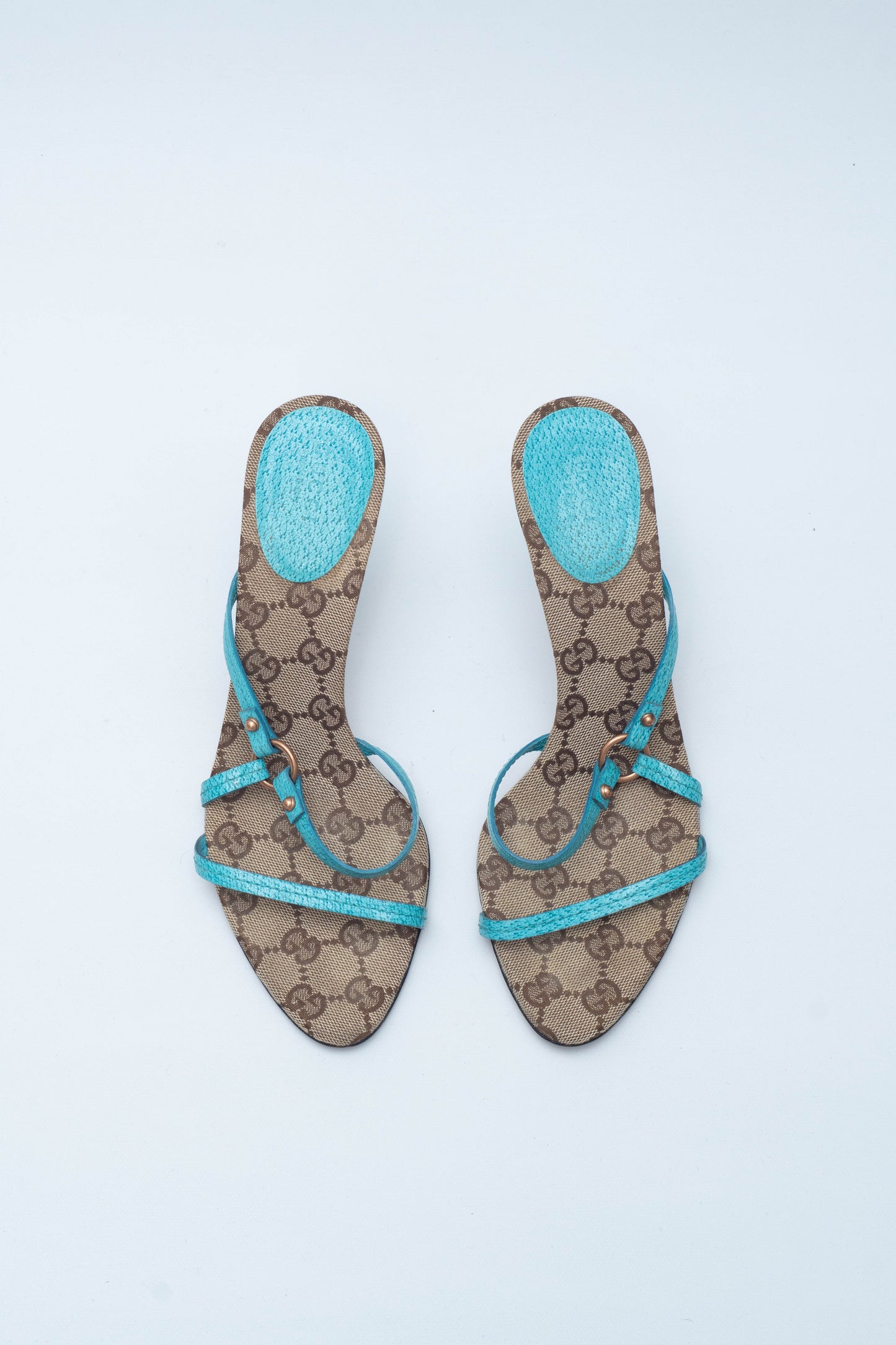 GUCCI TURQUOISE STRAP SANDALS