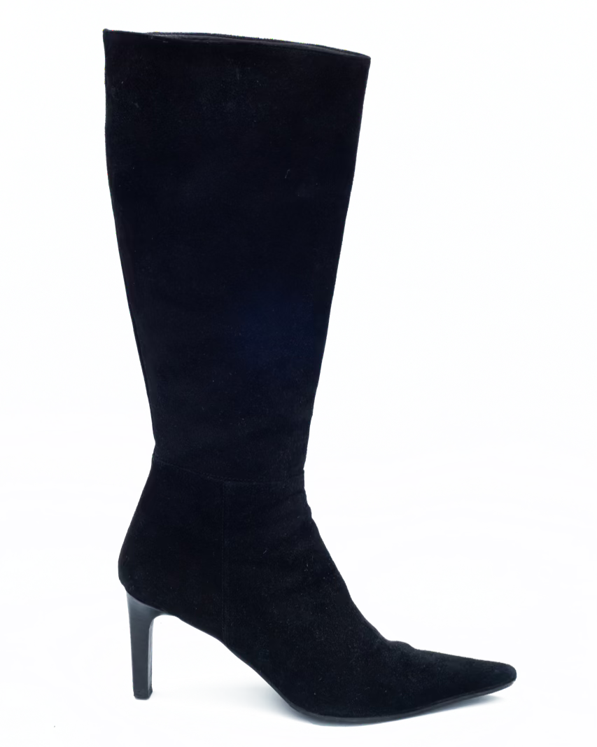 VINTAGE BLACK SUEDE BOOTS