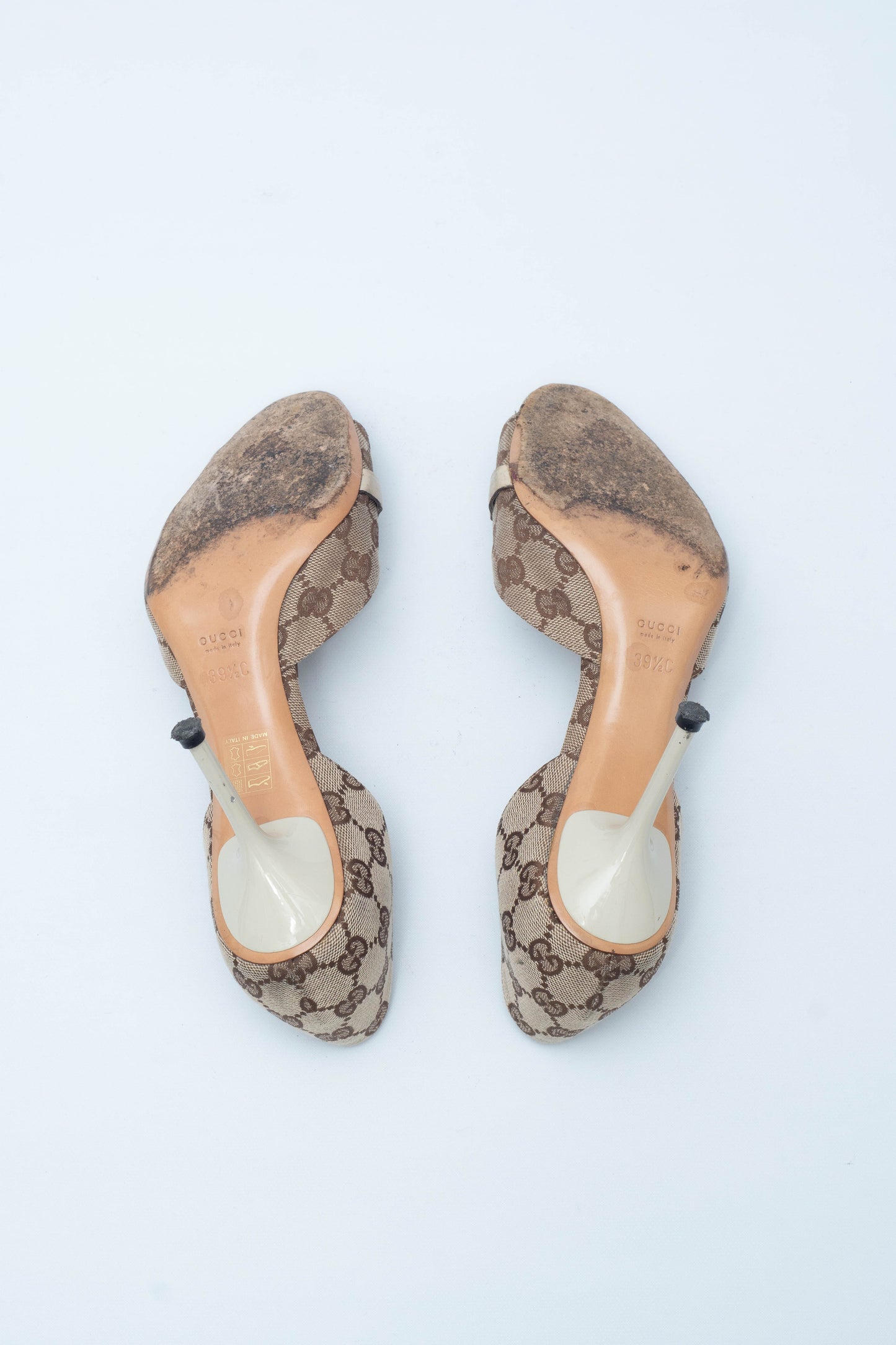 GUCCI WHITE HORSEBIT SANDALS