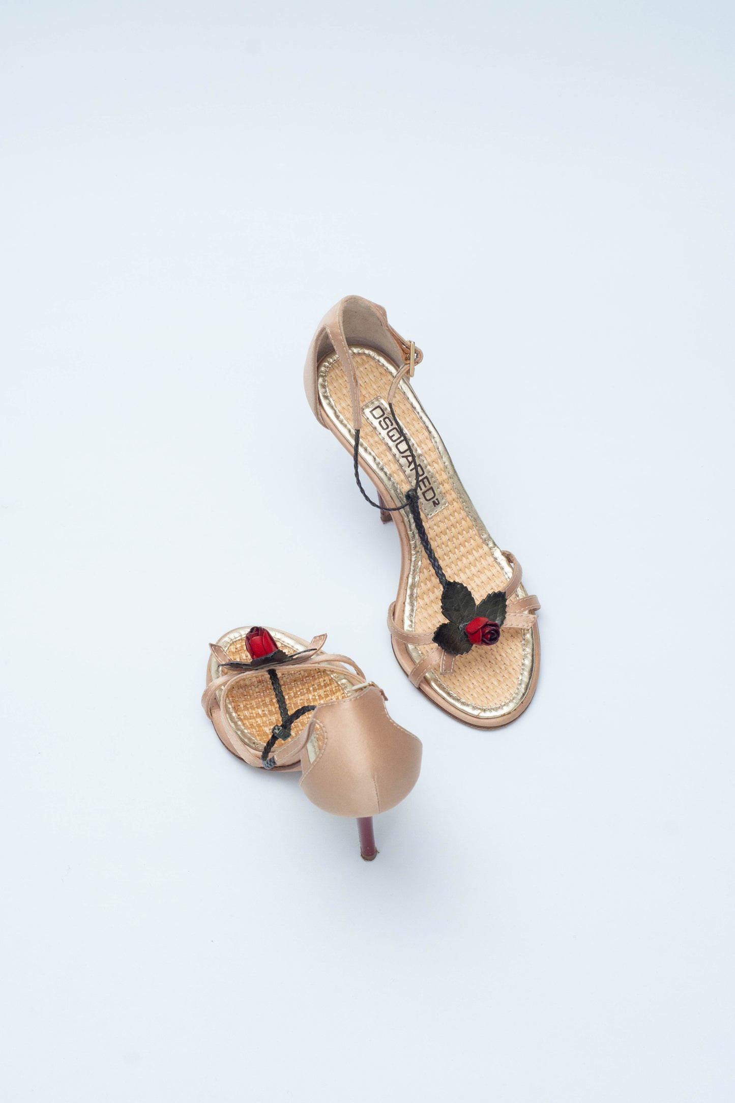 DSQUARED RAFFIA ROSE SANDALS