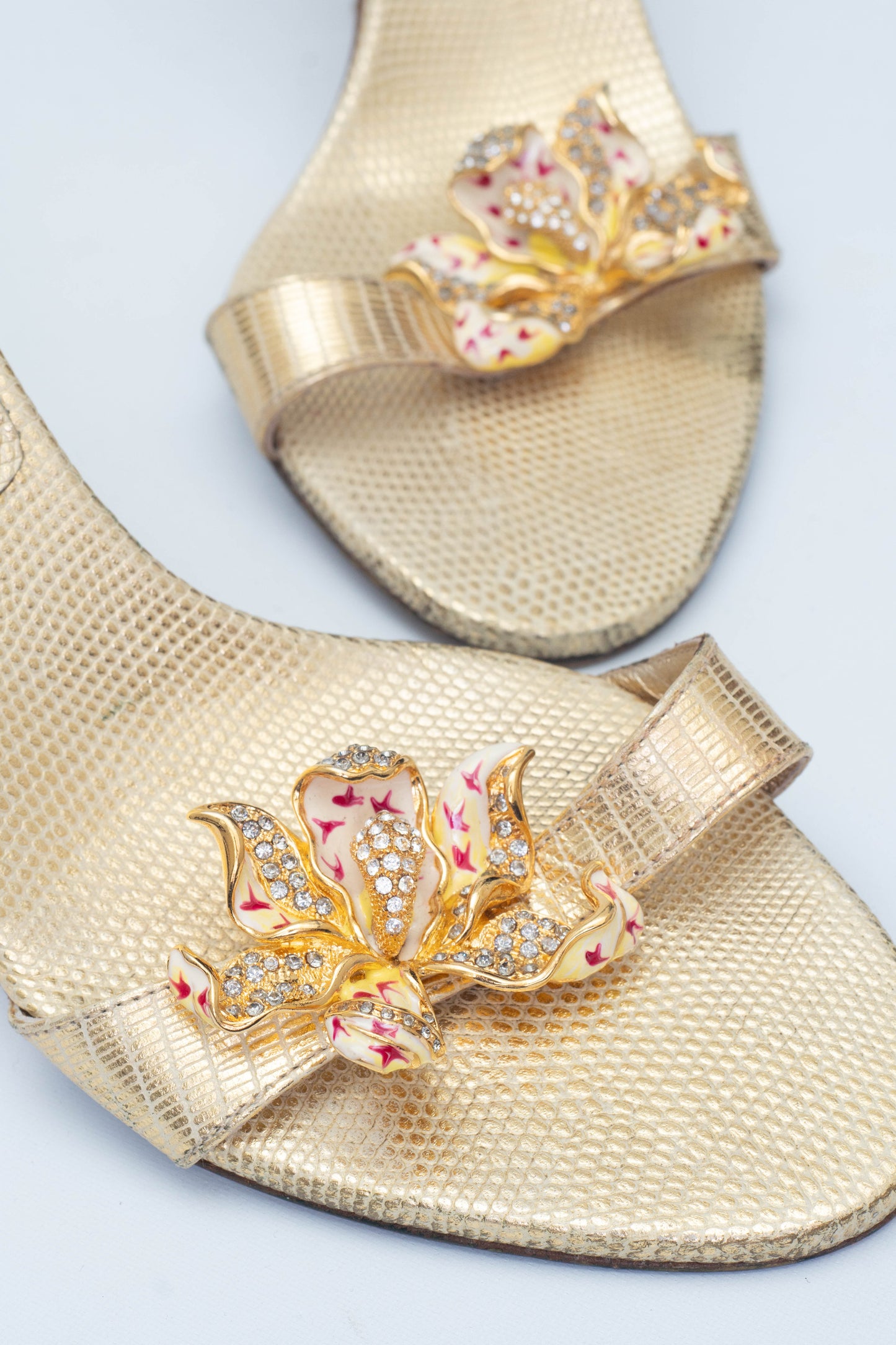 LE SILLA GOLD FLOWERS SANDALS