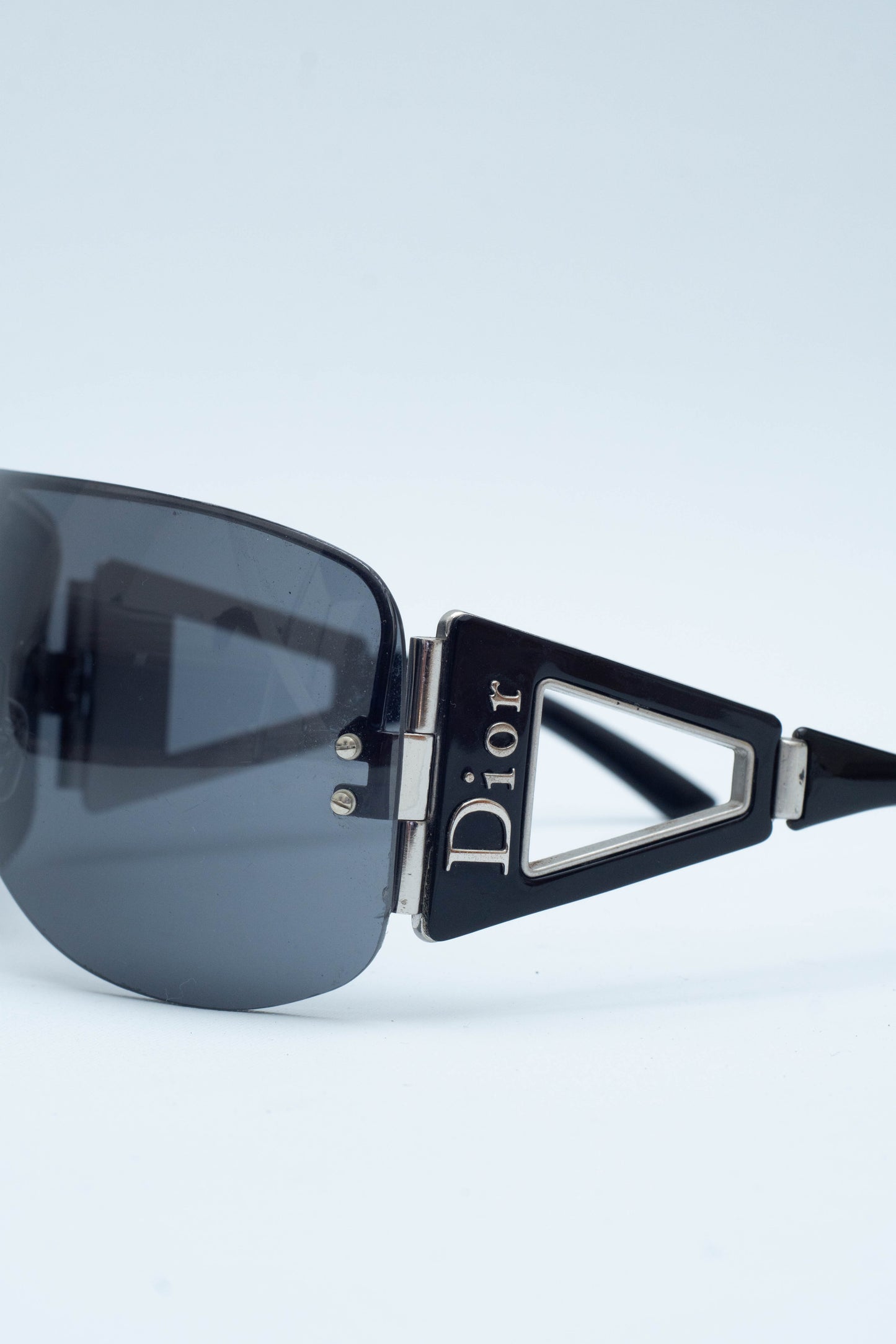 DIOR MASK SHADES