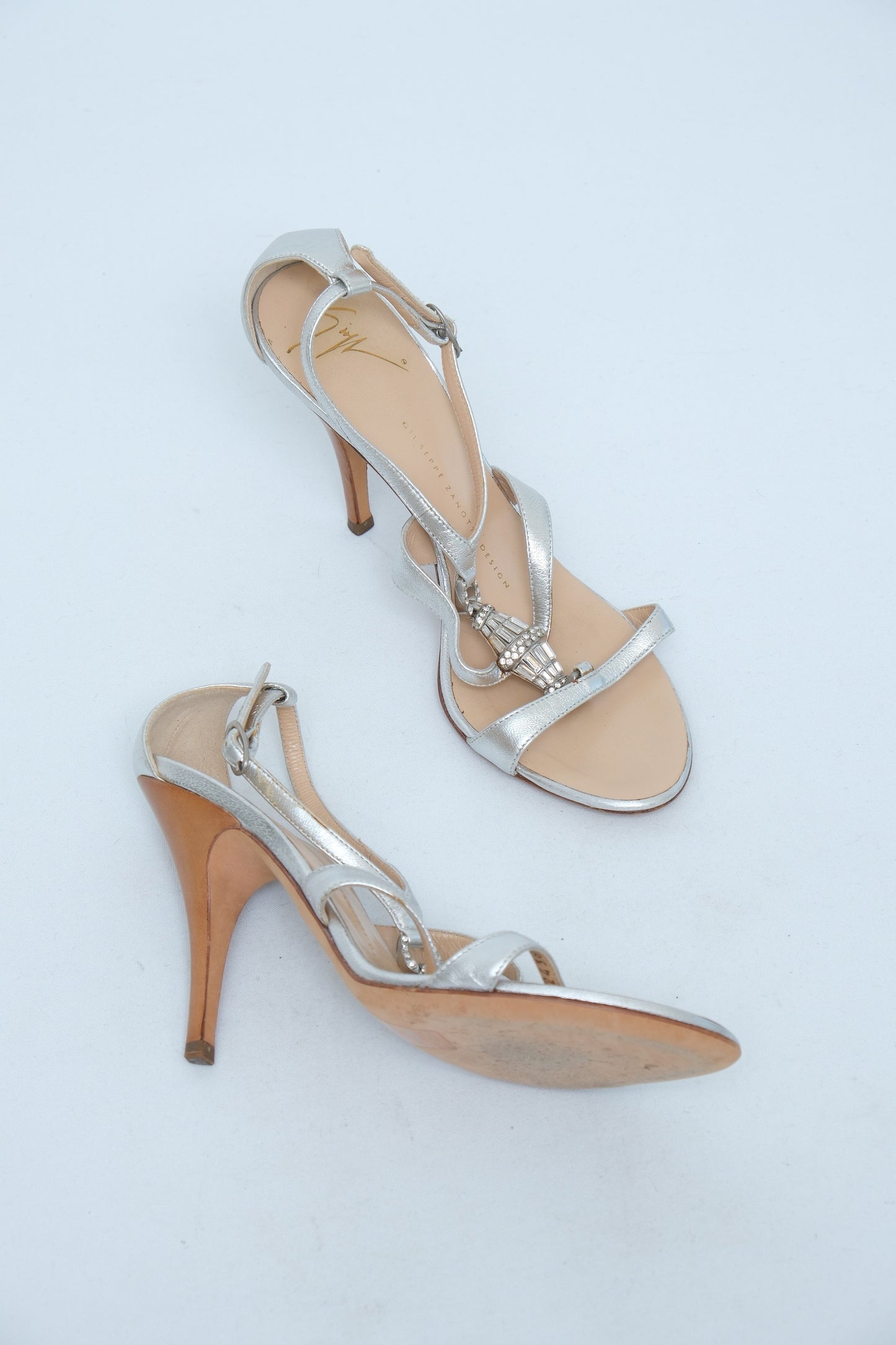 GIUSEPPE ZANOTTI SILVER CRYSTAL T-STRAP SANDALS