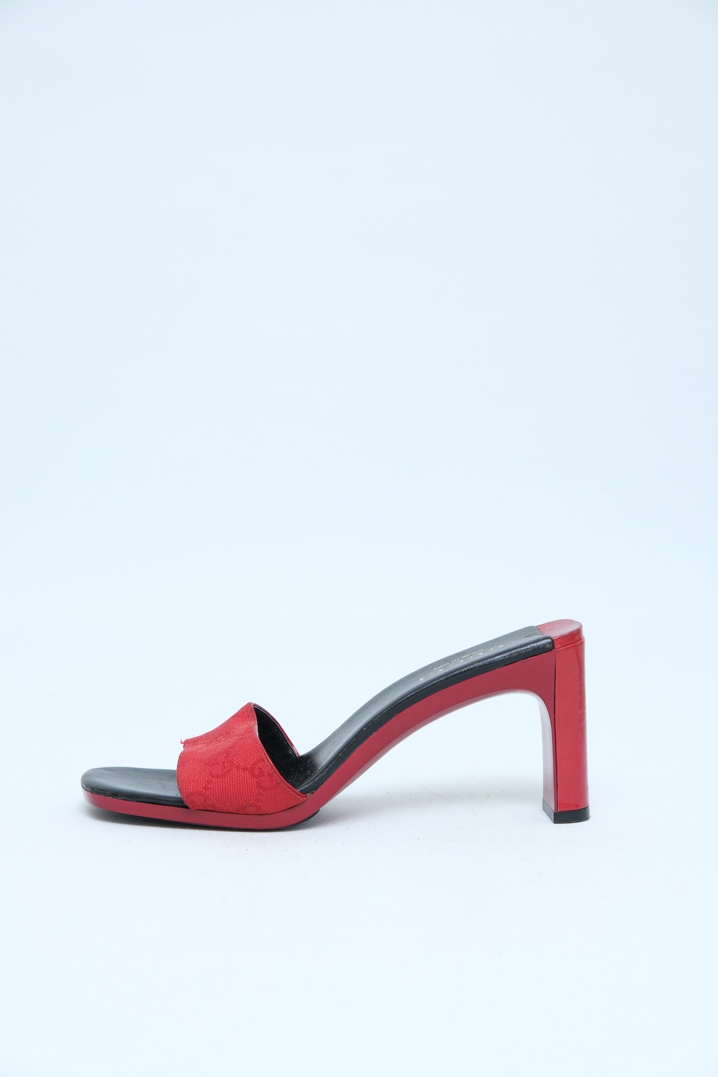 GUCCI RED CANVAS MULE HEELS