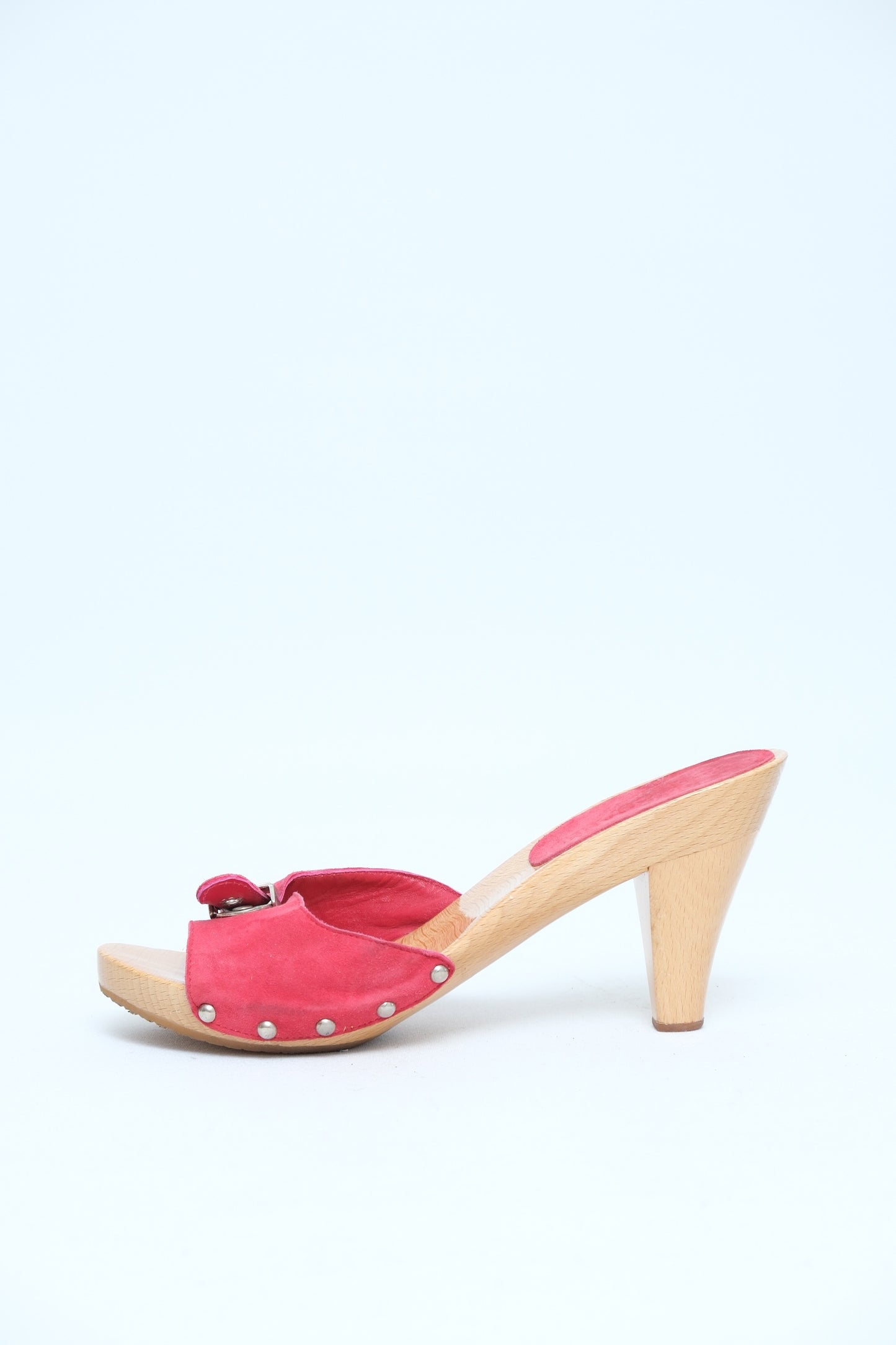 CHANEL CORAL SUEDE CLOMPS