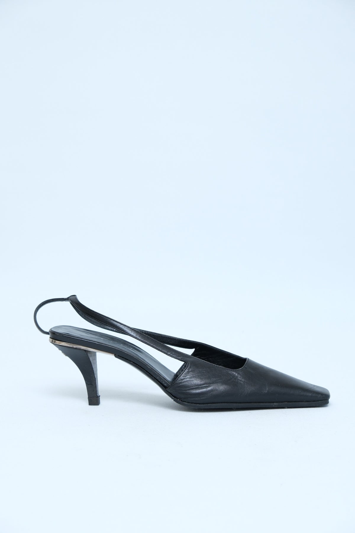 GUCCI SS 1998 BLACK LEATHER SLINGBACK HEELS