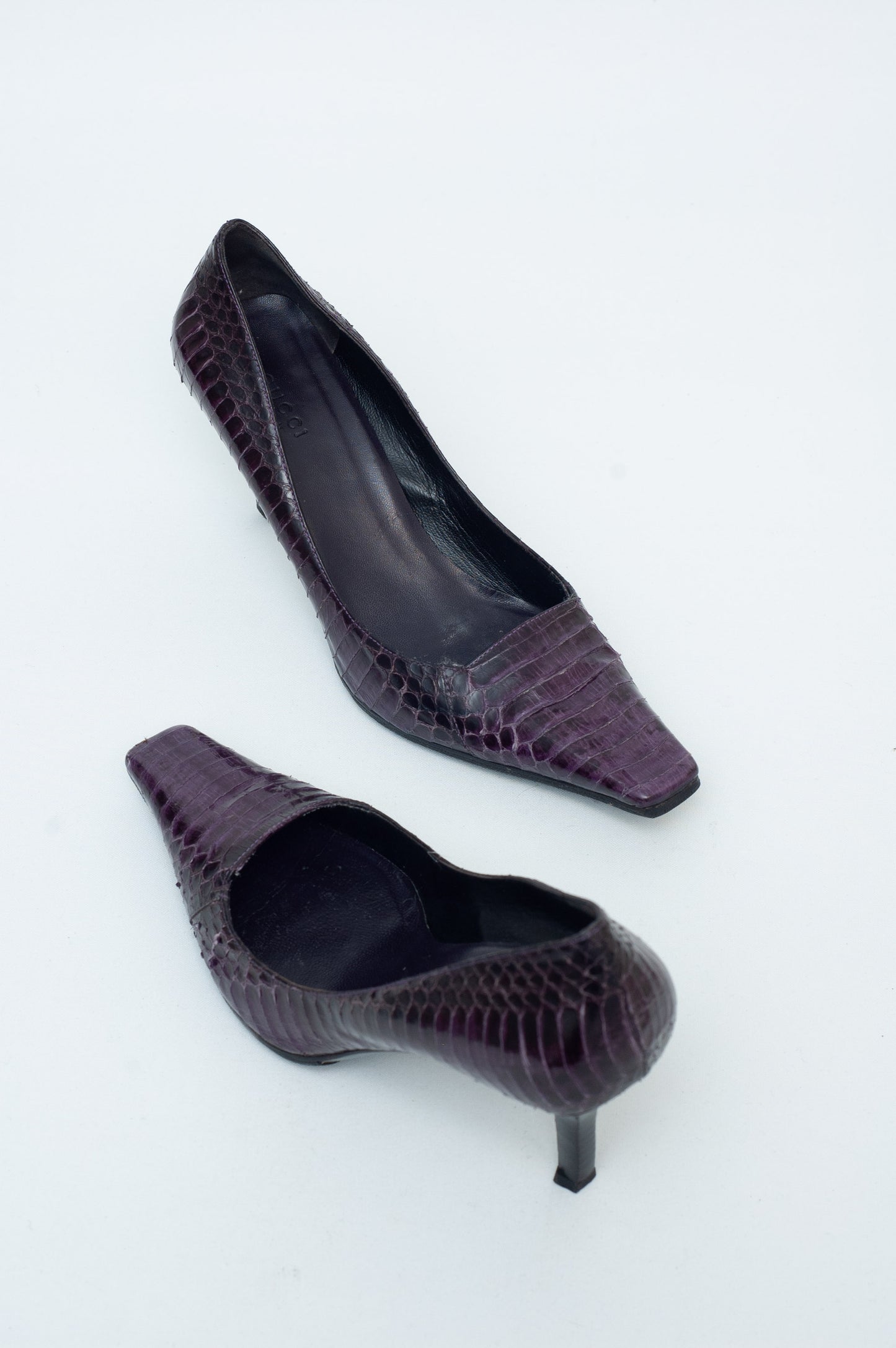 GUCCI FW 1998 PURPLE HEELS
