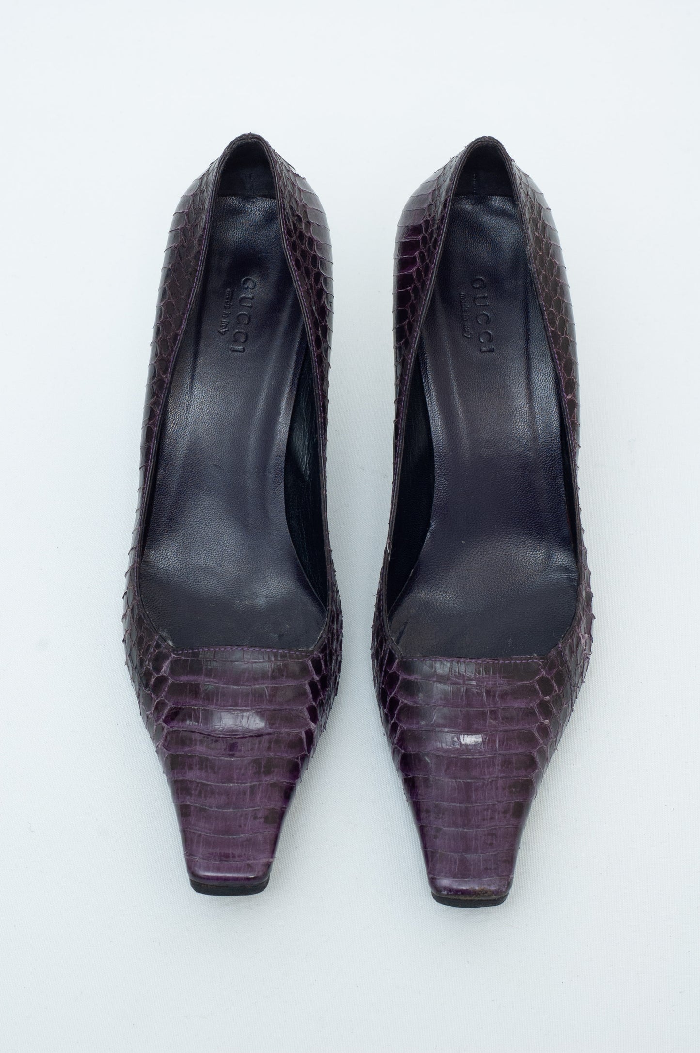 GUCCI FW 1998 PURPLE HEELS