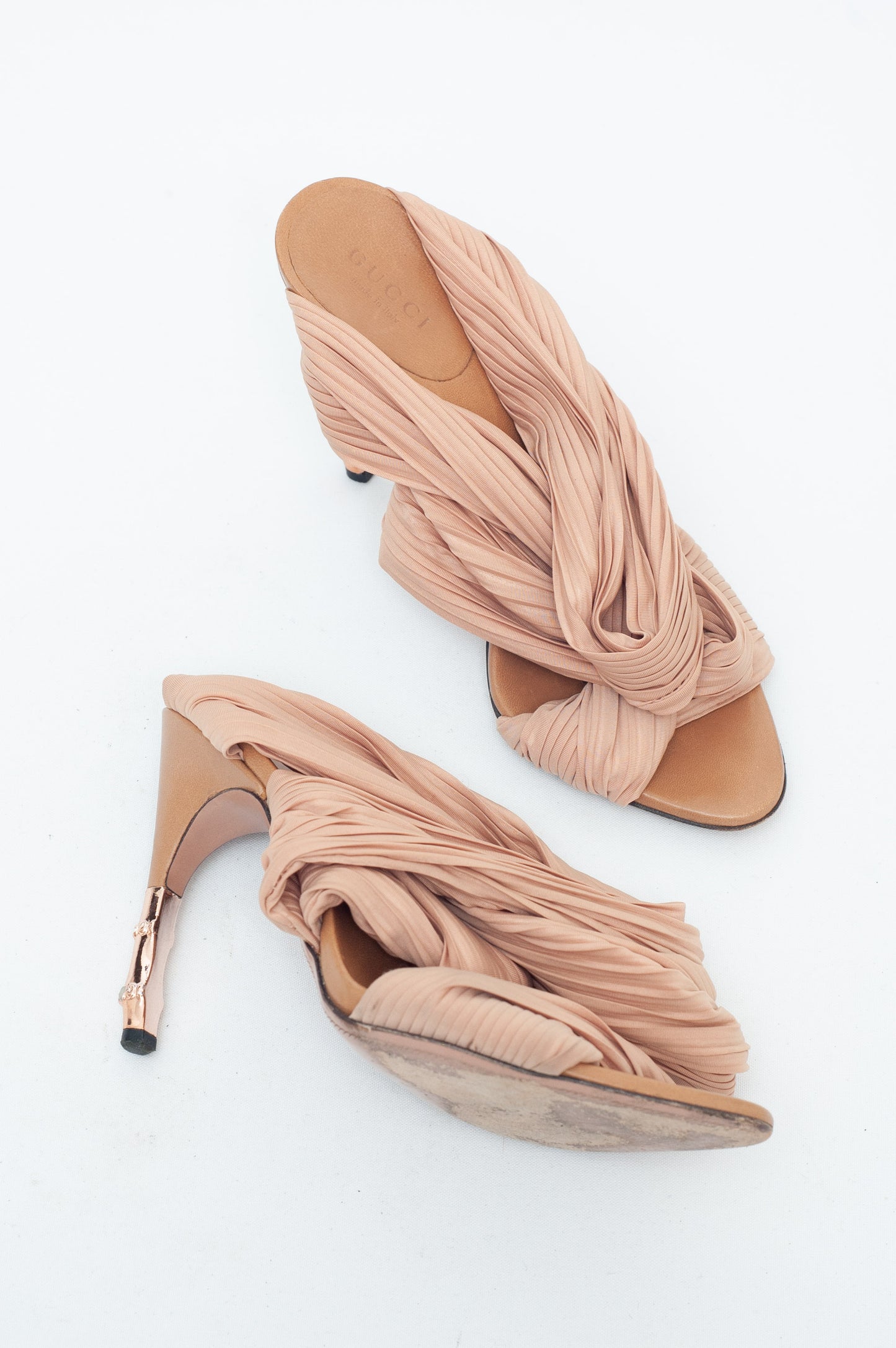 GUCCI SS 2004 SILK HEELS