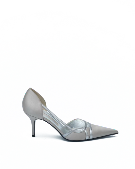 VINTAGE SILVER SATIN DECOLLETE