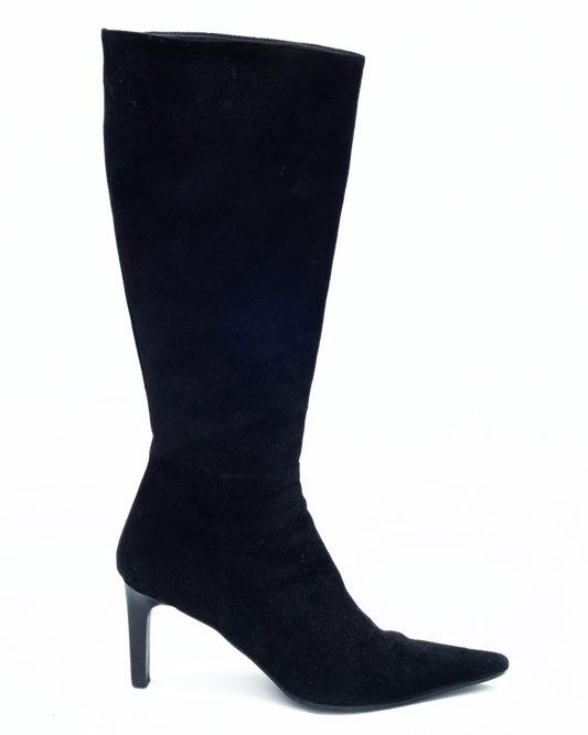 VINTAGE BLACK SUEDE BOOTS